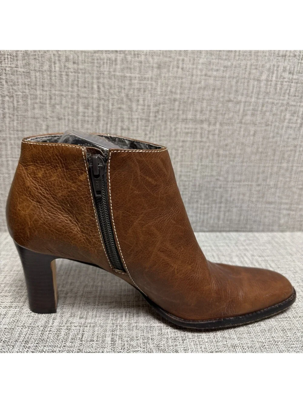 RALPH LAUREN Boots Womens Sz 7.5 Brown Leather Lenora Zip Ankle Heels BRAZIL